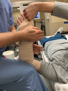 Read more about the article How to Splint a Wrist Fracture